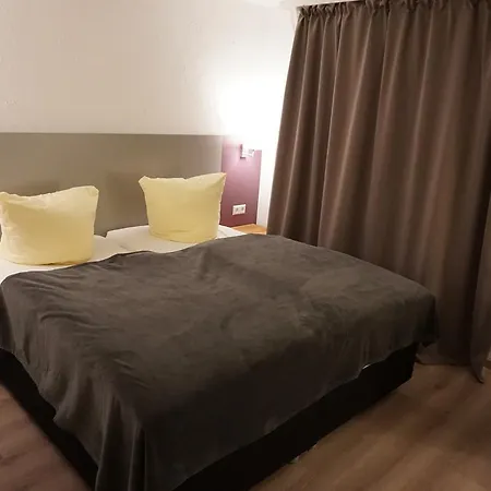 Sonnenbichl Hotel 3*